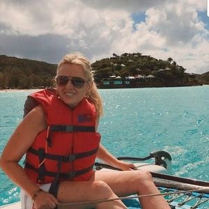 Meet your Posher, Robyn